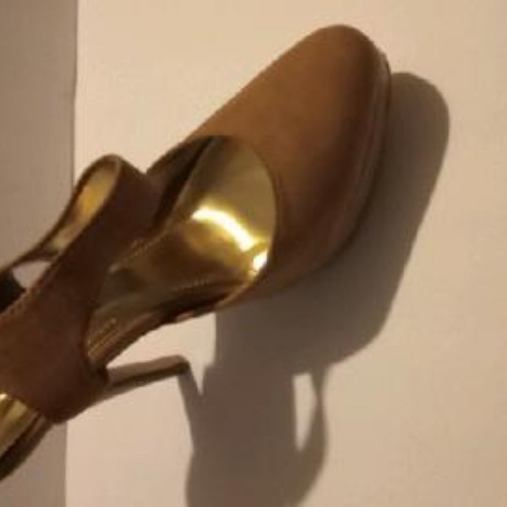 Shoes - Picture 2 of 5